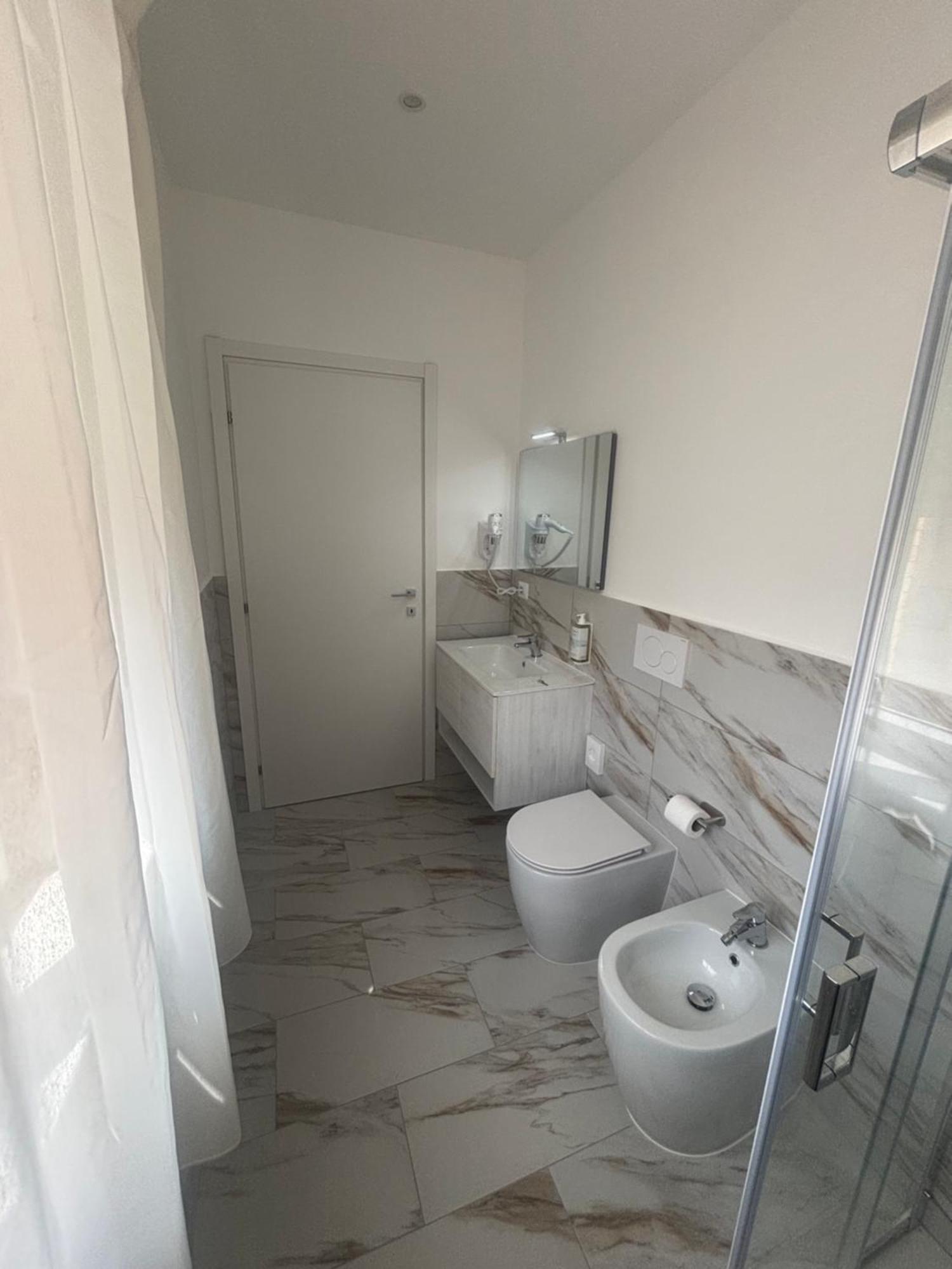 Hotel Darival Nomentana Róma Kültér fotó