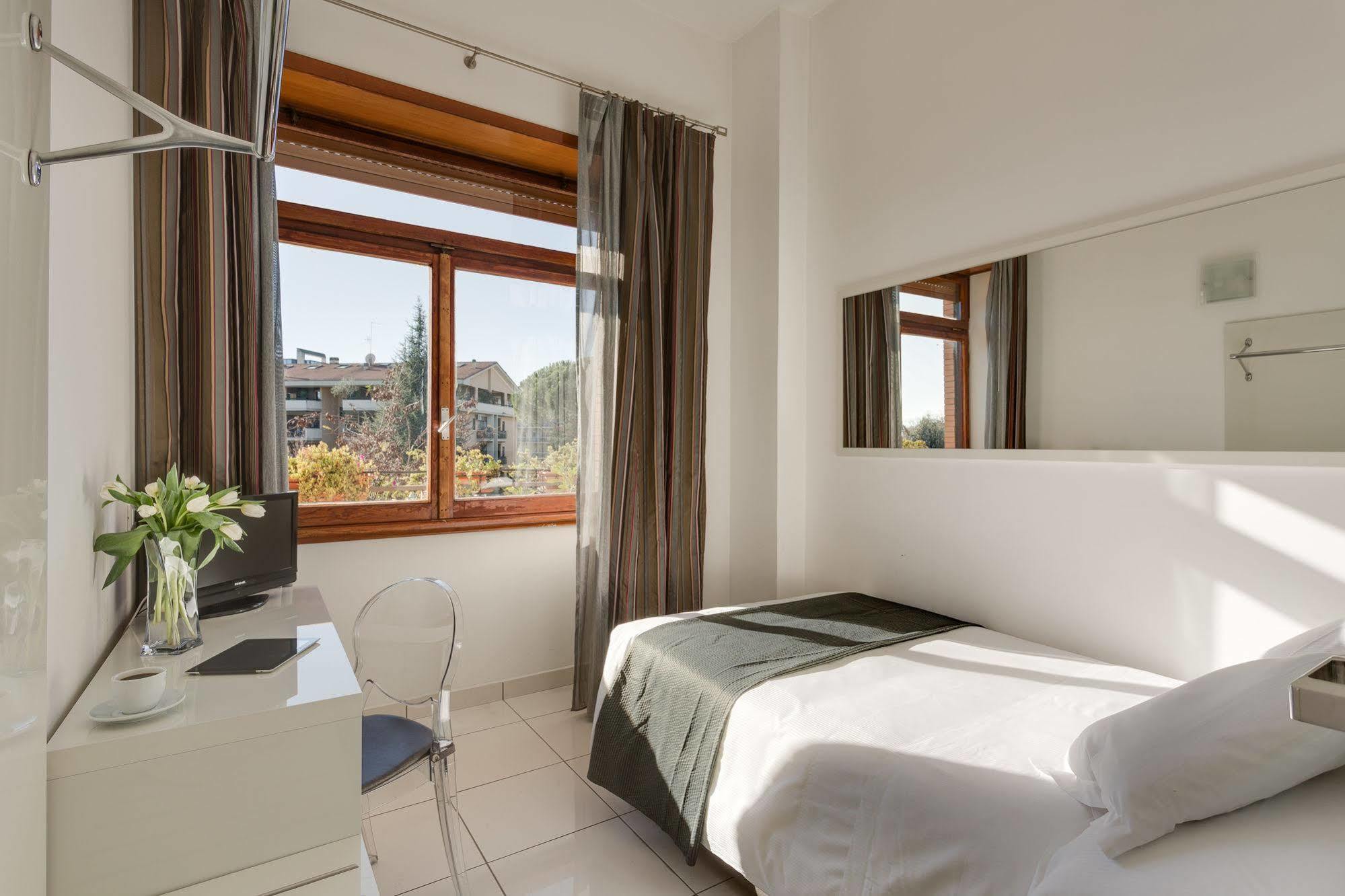Hotel Darival Nomentana Róma Kültér fotó